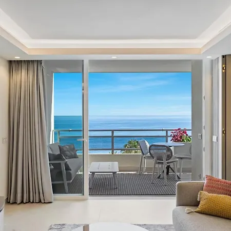 Fully Renovated Frontline Flat Apartment Marbella