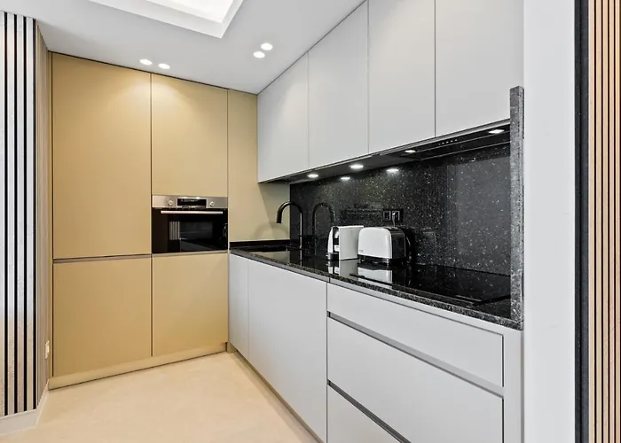 Fully Renovated Frontline Flat Apartmán Marbella