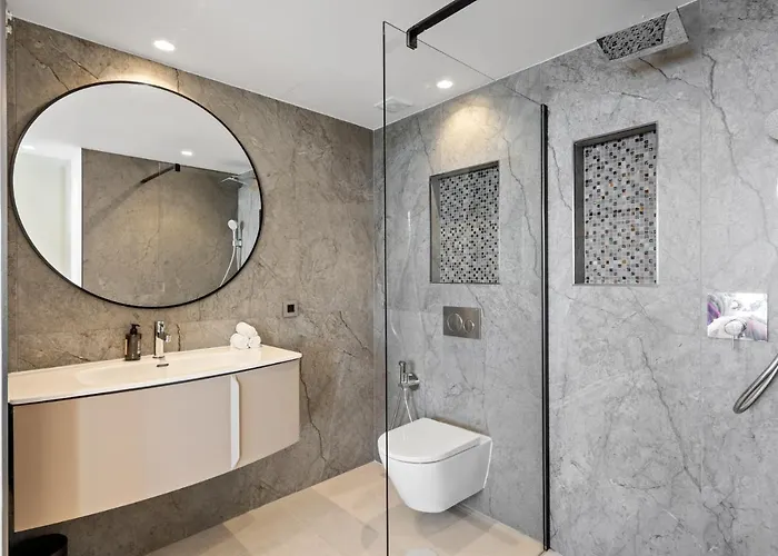 Fully Renovated Frontline Flat Apartmán